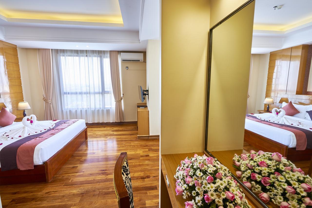 Hotel Apex Mandalay Bagian luar foto