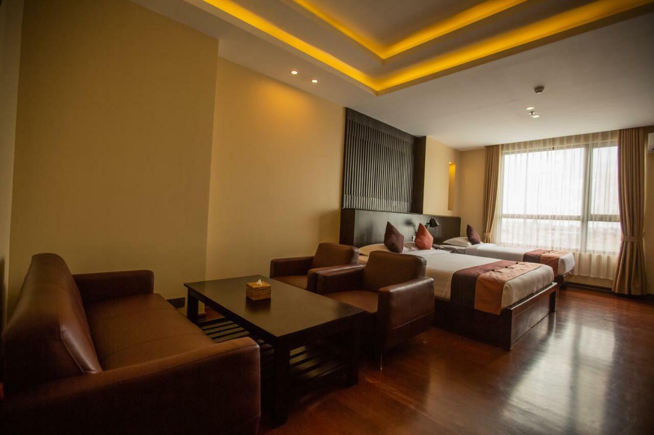 Hotel Apex Mandalay Bagian luar foto